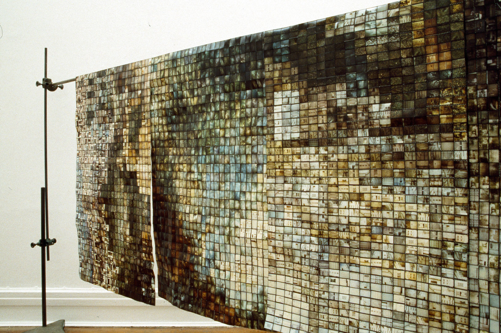 Eugénie Shinkle, Ideal City (Somebody Else’s Landscape), 1998 – 2. Courtesy of Revolv Collective.